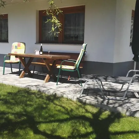 Schultes Evelyn Jerzens