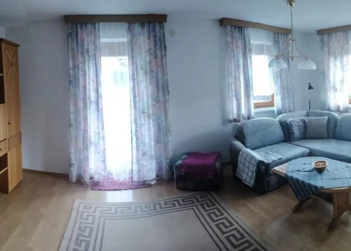 Schultes Evelyn Daire *