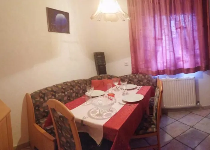 Schultes Evelyn Jerzens